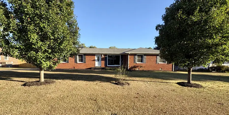 4005 Mcintire Dr, Columbia, TN 38401 - #2