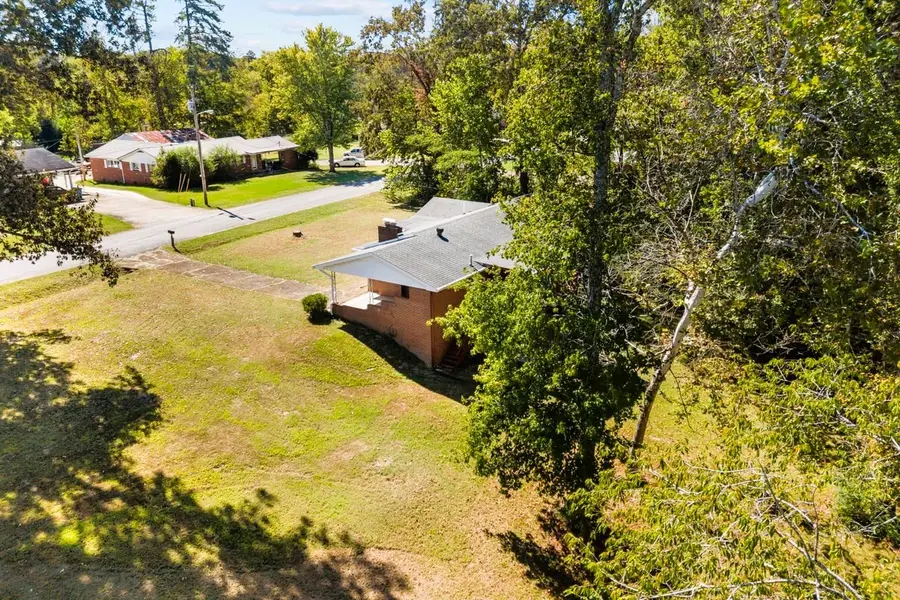 134 Mcrae St, Camden, TN 38320 - #3