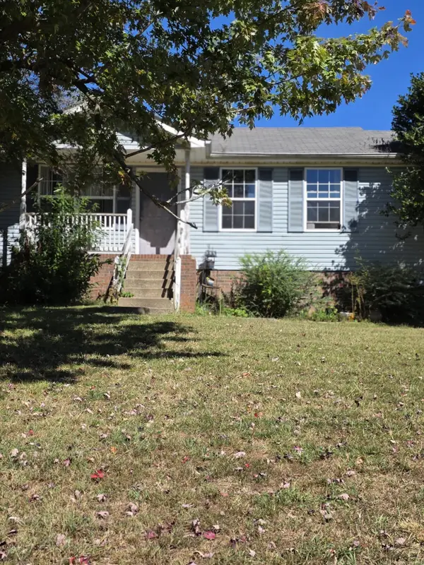 107 Grant Ave, Oak Grove, KY 42262