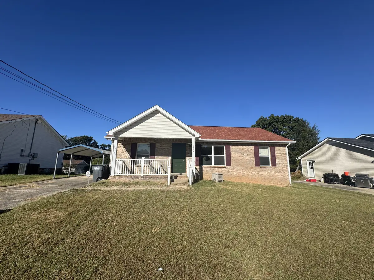 2834 Nat Hoosier Ln, Clarksville, TN 37040 - #1