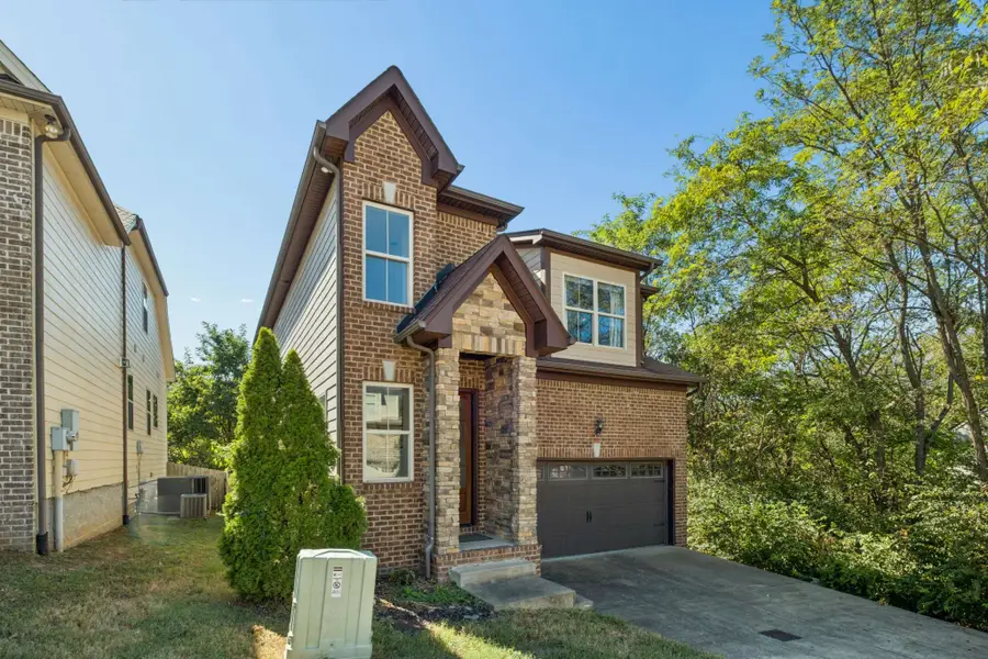5925 Woodlands Ave, Nashville, TN 37211 - #2