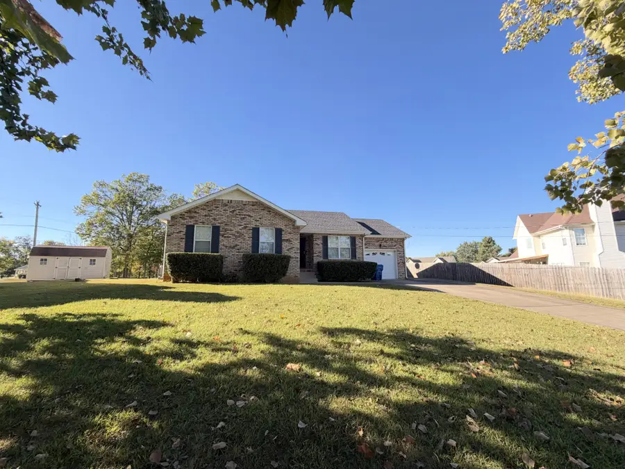 848 Bunny Ct, Clarksville, TN 37043 - #3