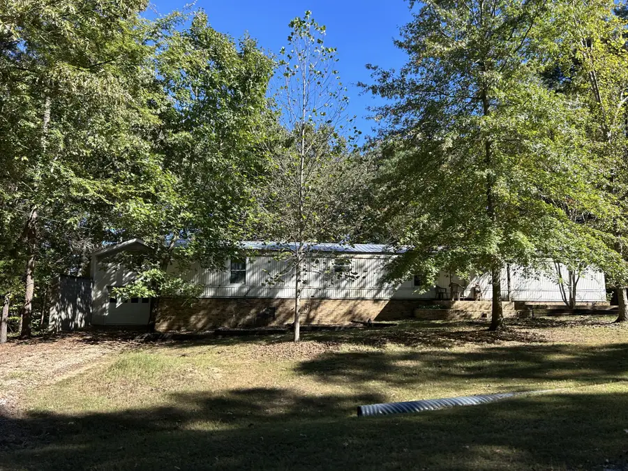 22 Red Oak Cir, Big Sandy, TN 38221 - #2