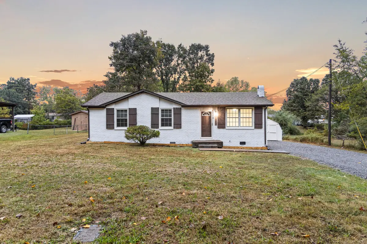 10026 W Green Cemetery Rd, Bon Aqua, TN 37025 - #1