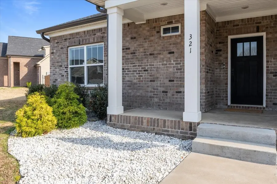 321 Wyburn Pl, Burns, TN 37029 - #3