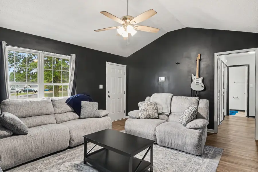 1070 Meshaw Trl, Clarksville, TN 37040 - #2