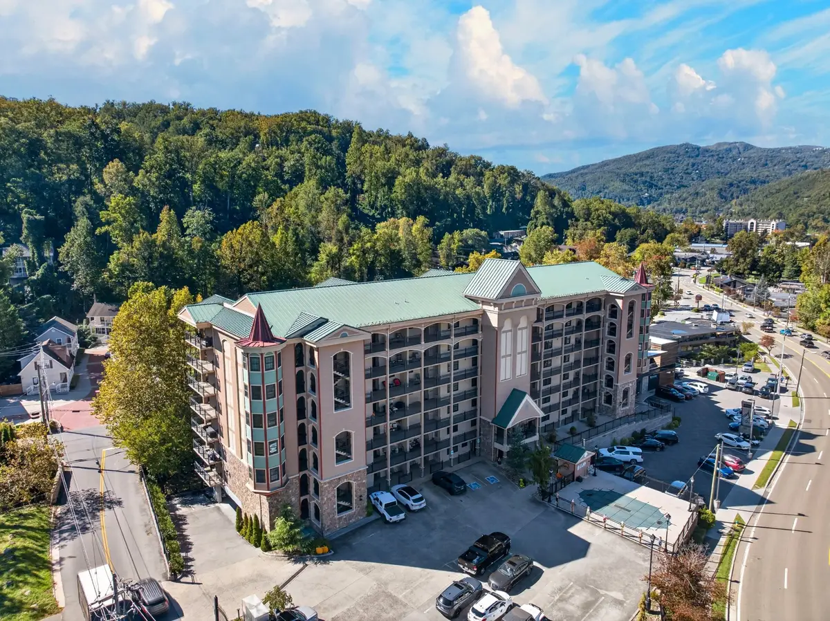 210 Roaring Fork Ext #404, Gatlinburg, TN 37738 - #1