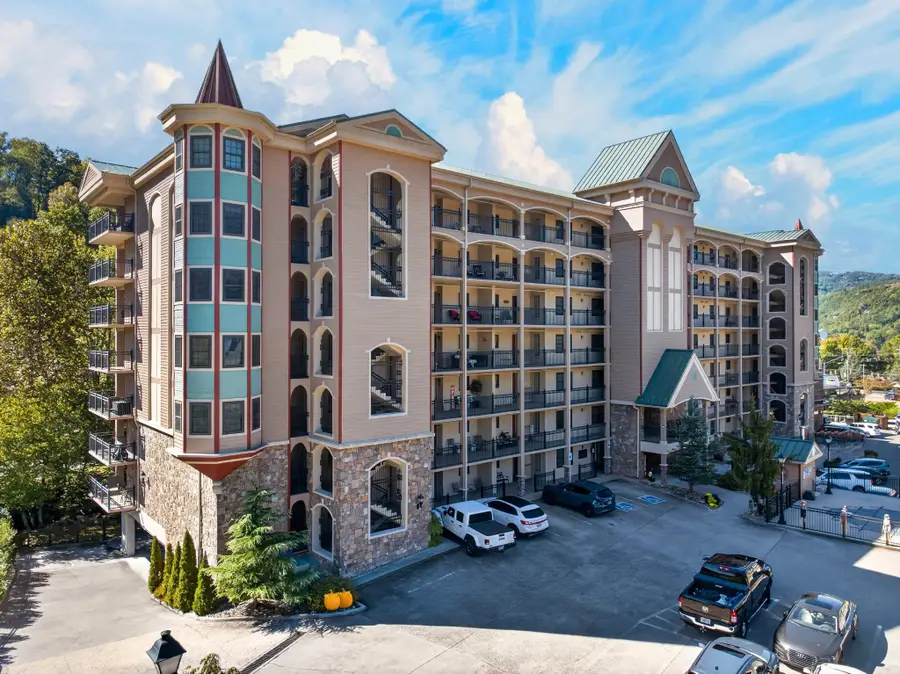 210 Roaring Fork Ext #404, Gatlinburg, TN 37738 - #2