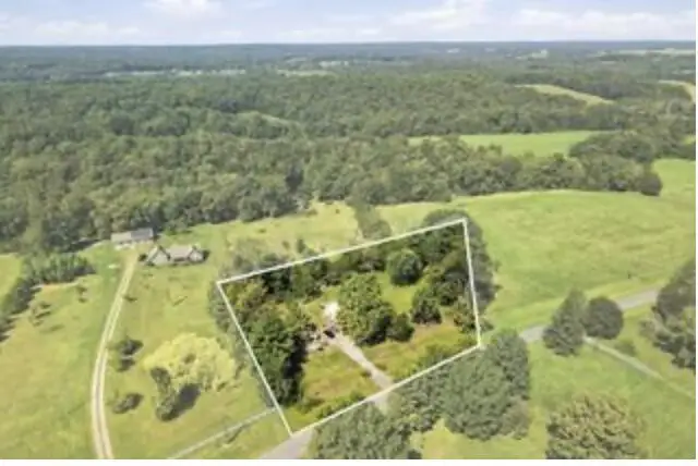 7484 Dunbar Rd, Crossville, TN 38572 - #1