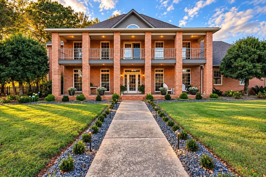 106 W Crosswinds Ct, Tullahoma, TN 37388 - #2
