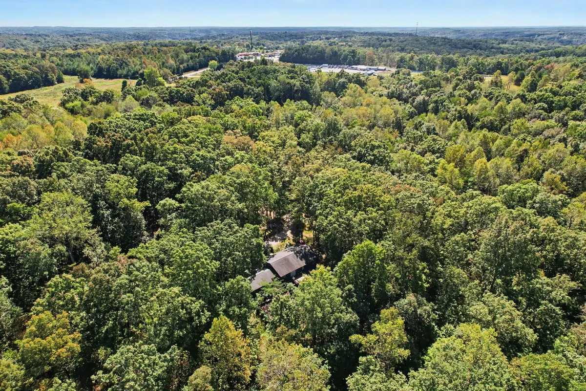 720 Harris Rd, Dickson, TN 37055 - #1