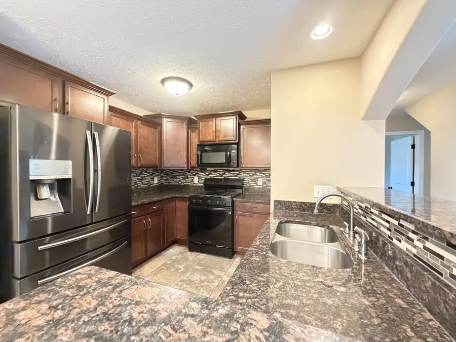 3208 Timberdale Dr, Clarksville, TN 37042 - #2