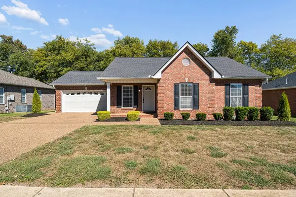 614 Lilycrest Dr, Gallatin, TN 37066