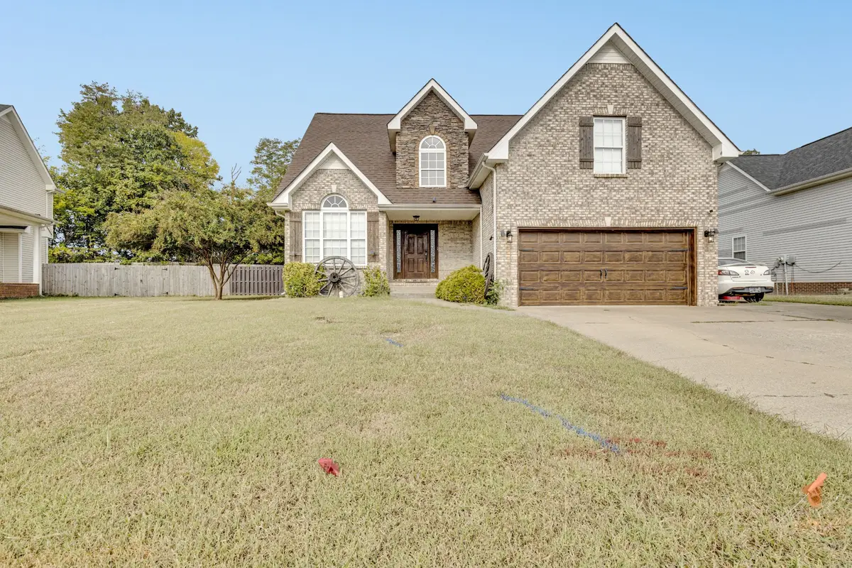 1622 Autumn Dr, Clarksville, TN 37042 - #1