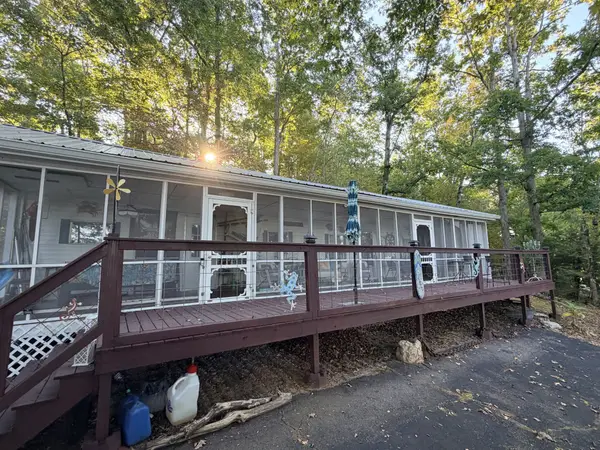 604 Lost Creek Boat Dock Rd, Decaturville, TN 38329