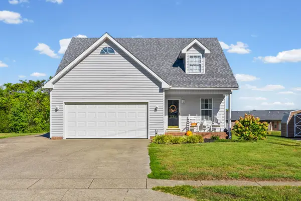 231 Sheridan Cir, Hopkinsville, KY 42240