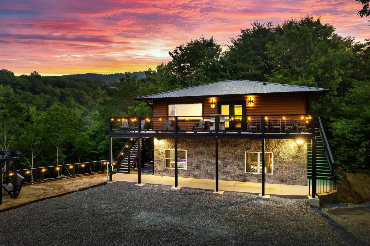 3853 Warden Branch Ln, Gatlinburg, TN 37738 - #1