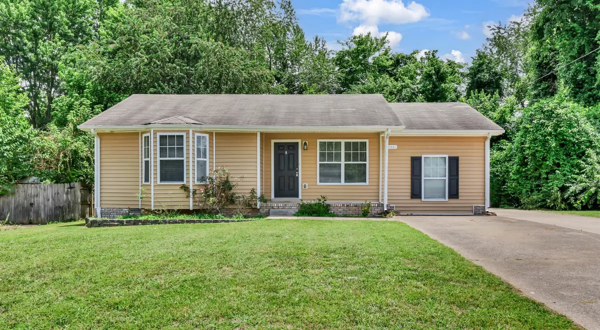 946 Van Buren Ave, Oak Grove, KY 42262 - #1