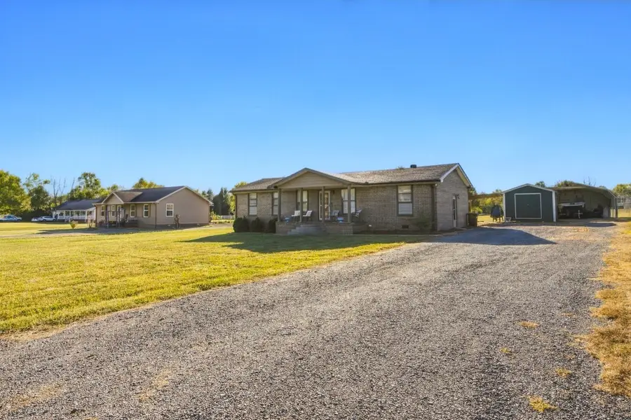 70 Byars Ln, Castalian Springs, TN 37031 - #2
