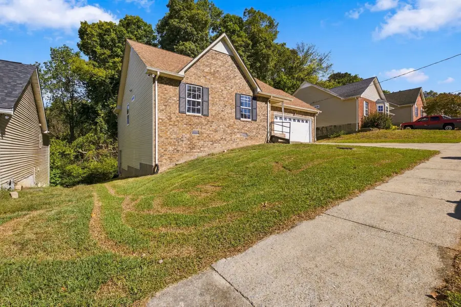 1032 Blue Mountain Ln, Antioch, TN 37013 - #2