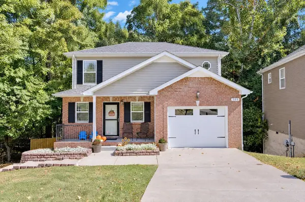 303 David Dr, Clarksville, TN 37040