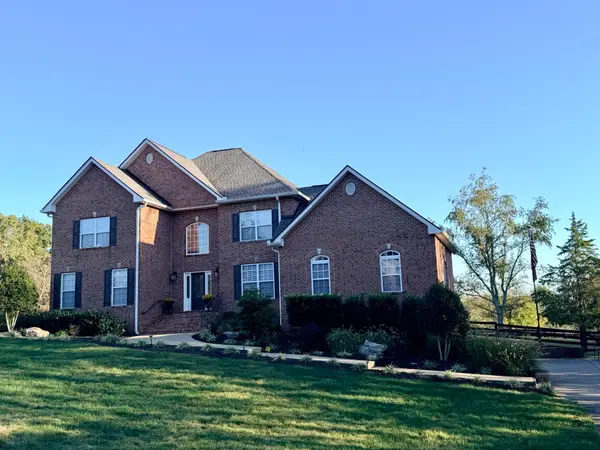 1031 Ridglea Dr, Burns, TN 37029