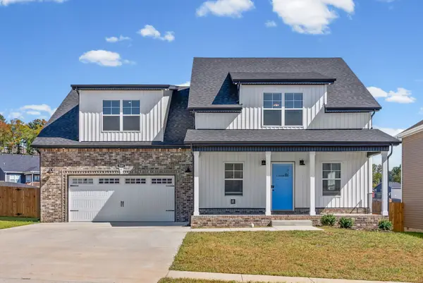 709 Carillo Dr, Clarksville, TN 37040