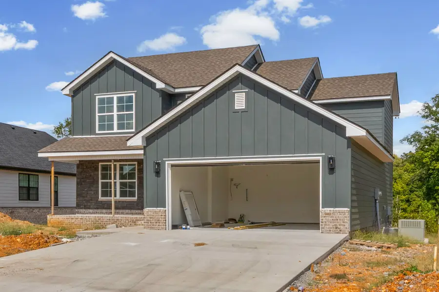 925 Bankside Dr, Clarksville, TN 37043 - #2