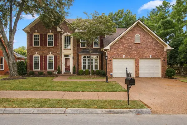 401 Chamberlain Park Ln, Franklin, TN 37069