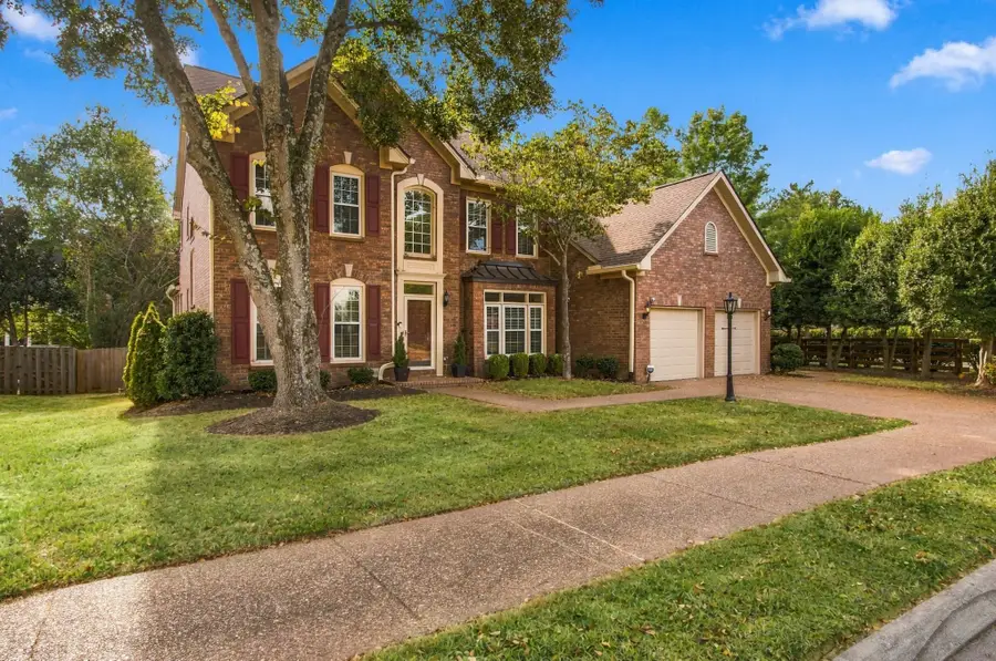 401 Chamberlain Park Ln, Franklin, TN 37069 - #2