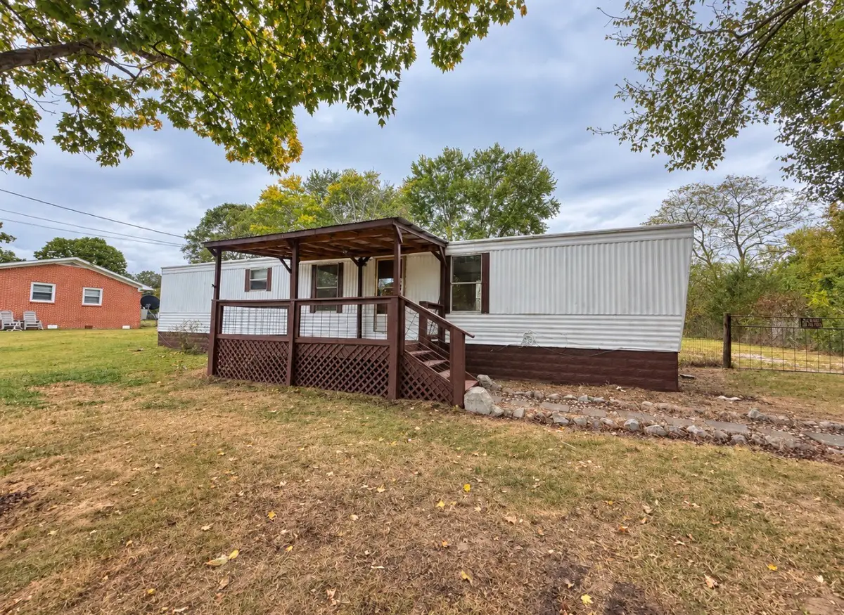 441 Crawford Cir, Sparta, TN 38583 - #1