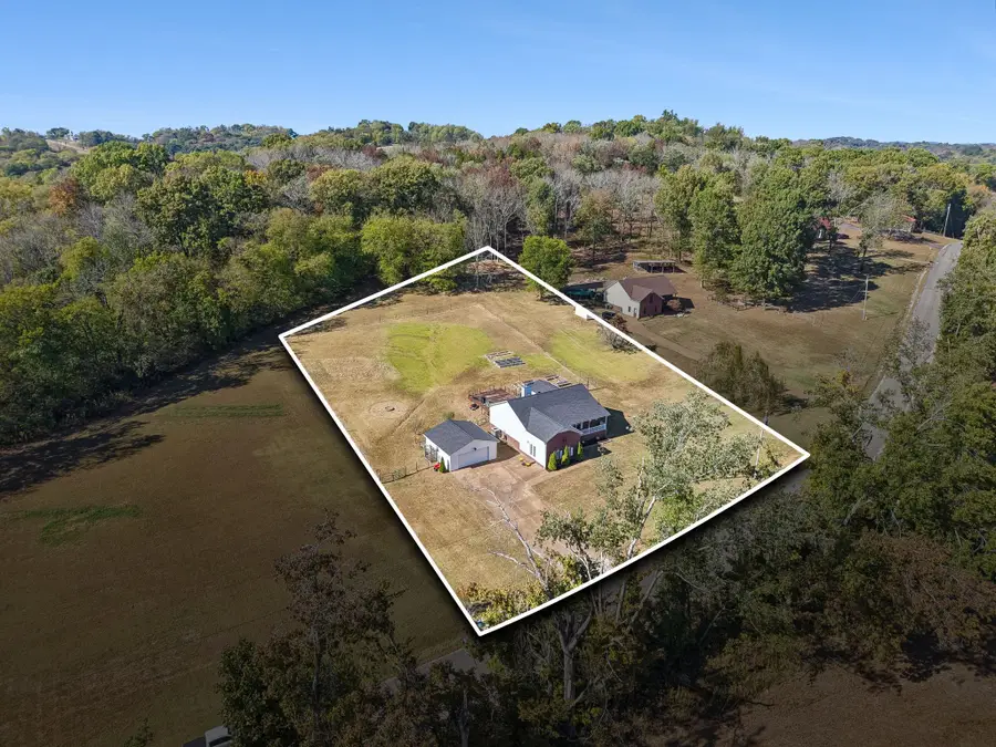 1245 Cliff Amos Rd, Spring Hill, TN 37174 - #3