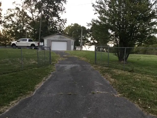 39 Rock Ave, Palmer, TN 37365 - #2