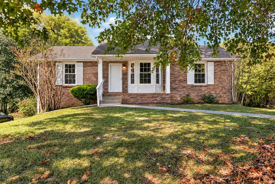 740 Acorn Dr, Clarksville, TN 37043 - #2