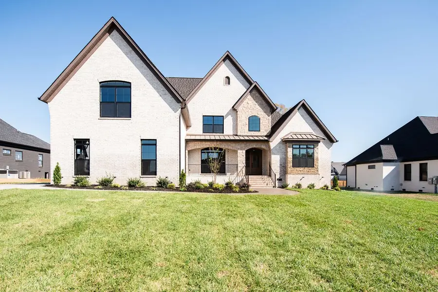 884 Harrisburg Ln, Mount Juliet, TN 37122 - #2