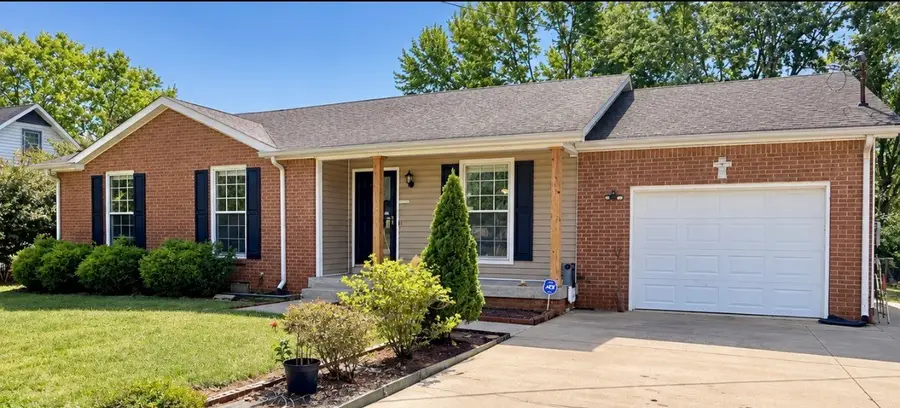 620 Doane Dr, Clarksville, TN 37042 - #2