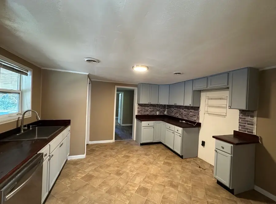 51 Ed Hankins Rd, Erin, TN 37061 - #3