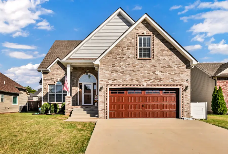 1005 Shirley Dr, Clarksville, TN 37042 - #2