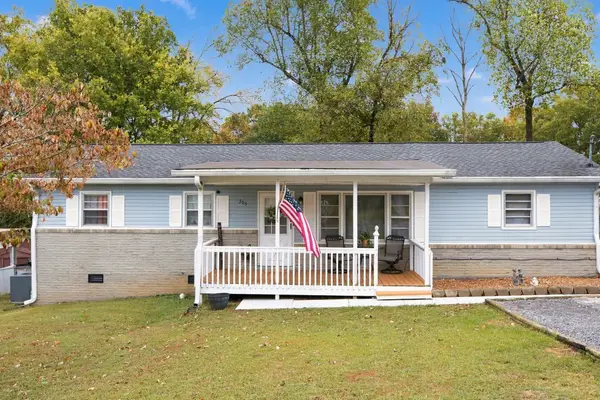 305 S Fairoak St, Shelbyville, TN 37160