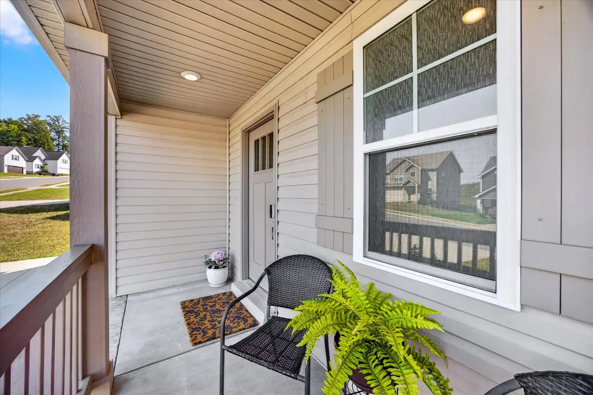 1070 Winesap Rd, Clarksville, TN 37040 - #1