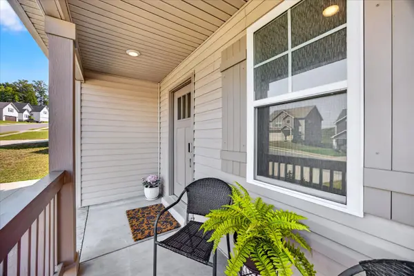 1070 Winesap Rd, Clarksville, TN 37040