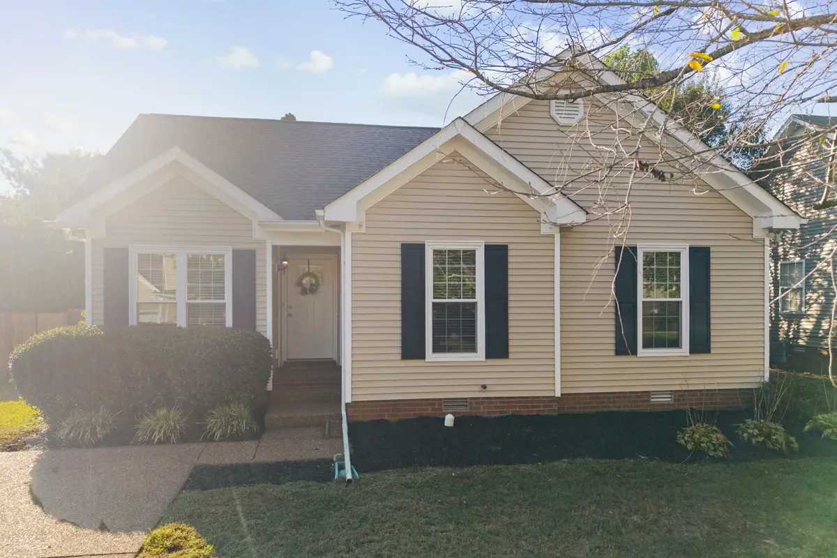 1140 Summerville Cir, Thompsons Station, TN 37179 - #1