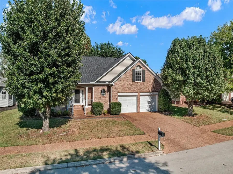 453 Essex Park Cir, Franklin, TN 37069 - #2