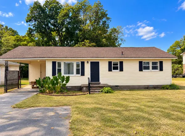 2125 W Gaines St, Lawrenceburg, TN 38464