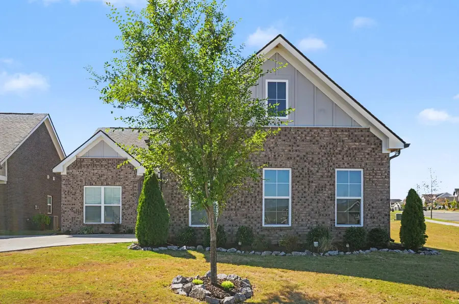7100 Maddenwood Ln, Hermitage, TN 37076 - #2