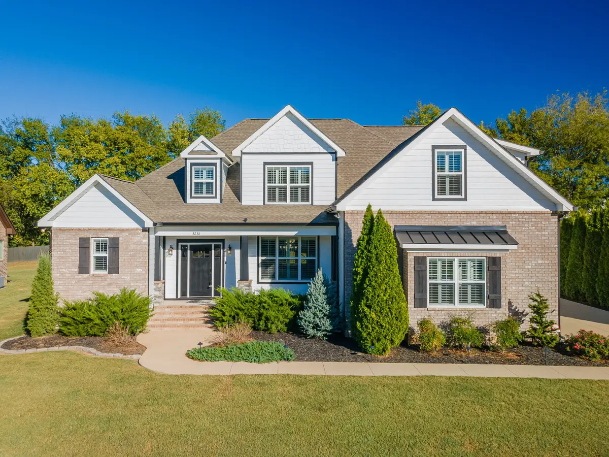 3238 Mecklenburg Dr, Columbia, TN 38401 - #1
