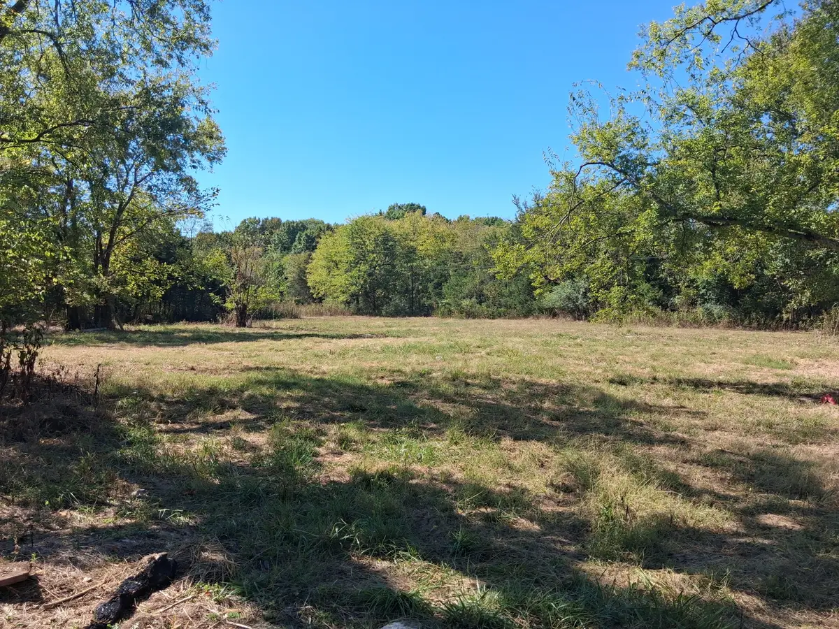 918 Belfast Farmington Rd, Lewisburg, TN 37091 - #1