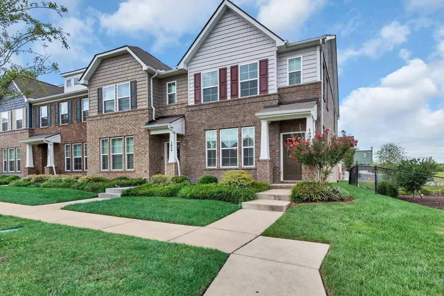 1037 Henley Pvt Ln, Gallatin, TN 37066 - #2