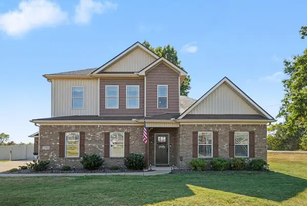 2501 Pinnacle Dr, Chapel Hill, TN 37034