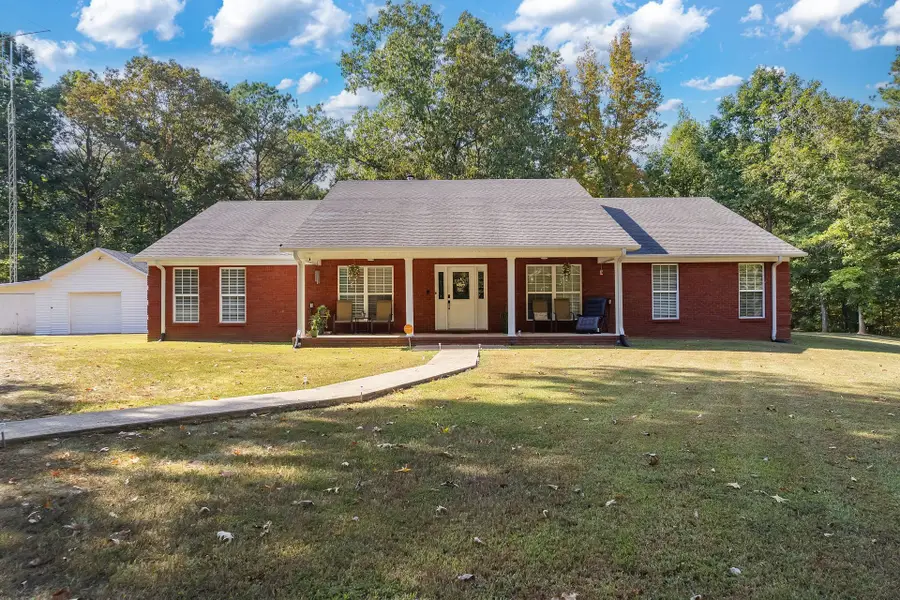 197 Adkins Ln, Lexington, TN 38351 - #2